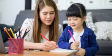 Simak! Ini Perbedaan antara Homeschooling dan Sekolah Biasa 8 ilustrasi homeschooling. (dok. Asian Parents)