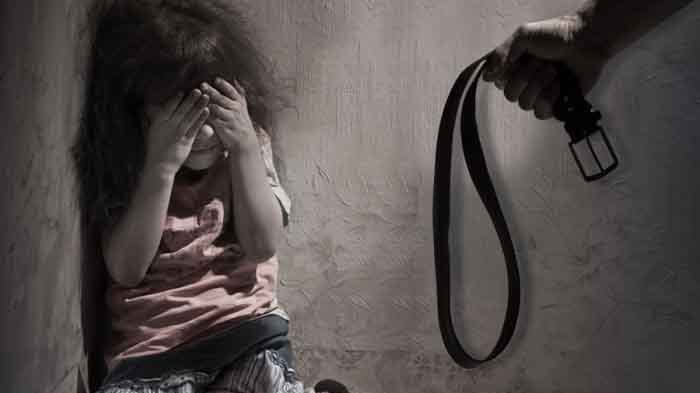 Ibu Kandung Penganiaya Anak di Padangpariaman Dibekuk Polisi 1 Ilustrasi penganiayaan anak. (Foto: Dok. Istimewa)