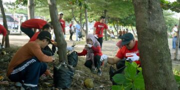Program Nabuang Sarok Semen Padang. (dok. Humas Semen Padang)