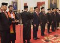 Presiden Jokowi Lantik Menteri dan Wakil Menteri Baru, Ini Daftarnya 2 Presiden Jokowi Lantik Menteri dan Wakil Menteri Baru, Ini Daftarnya
