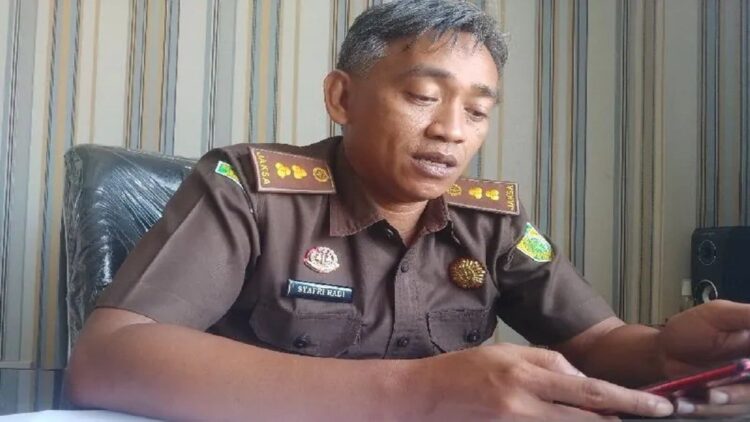 Kejari Bantu Pemko Padang Tarik Utang Kontribusi SPR Rp2 Miliar Lebih 1 Kepala Seksi Perdata dan Tata Usaha Negara Kejari Padang Syafri Hadi. (Foto: Dok. Istimewa)