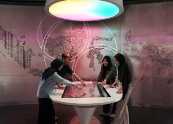 Raih 100 Juta Pelanggan, Indosat Raup Laba Bersih Rp1,9 Triliun di Semester Pertama 2023 9 Indosat catat pertumbuhan dan laba positif pada pertengahan tahun 2023. (Foto: Dok. IOH)