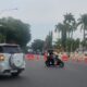 Penutupan ruas jalan Jenderal Sudirman Padang akibat unjuk rasa warga Air Bangis di depan Kantor Gubernur Sumbar. (Foto: Dok. Radarsumbar.com/Herru Iriawan)