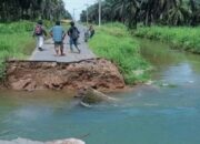 Rusak Diterjang Air, Jembatan Darurat ke Objek Wisata Sikabau Pasbar segera Dibangun