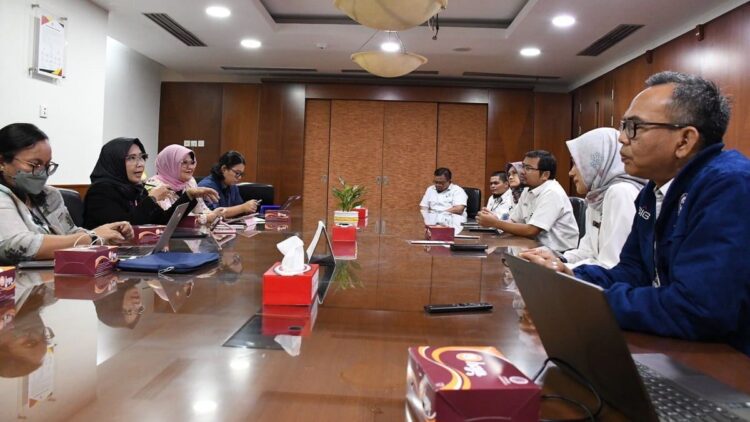 Sosialisasi UU No 8 Tahun 2016, KND RI Apresiasi Semen Padang 1 Komnas Disabilitas datangi Semen Padang. (dok. Humas)