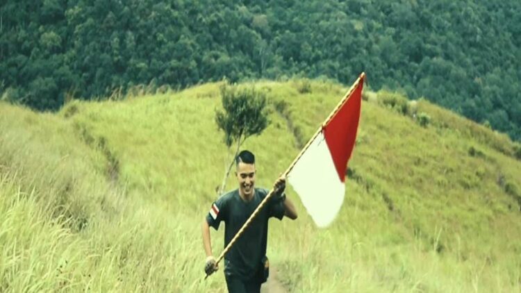 Lagu Karya Pemenang khusus HUT Bhayangkara yang dibawakan seorang anggota Polri bernama Bripda Daffa Rahmanda. (Foto: Dok. Istimewa)