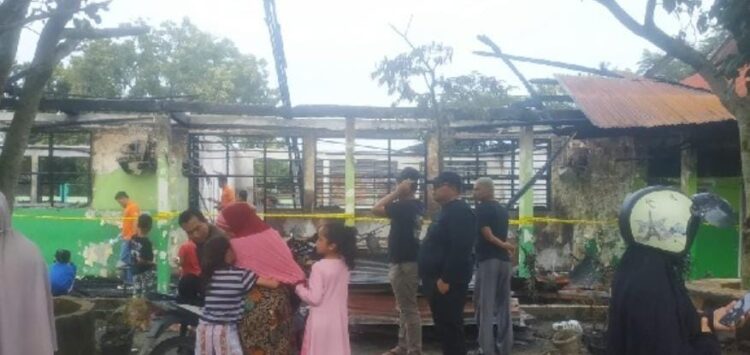 Kebakaran terjadi di SMAN 2 Solok. (Foto: Dok. Istimewa)