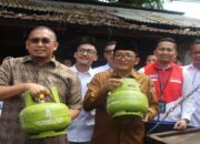 Atasi Kelangkaan Gas LPG 3 Kilogram di Padang, Andre Rosiade Sidak Operasi Pasar Pertamina