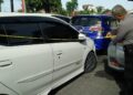 Barang bukti mobil rental yang diamankan Polsek Nanggalo. (dok. Radarsumbar.com)