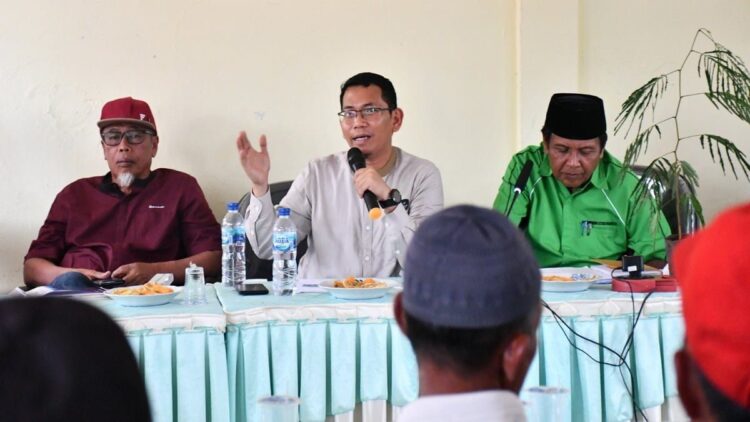 Semen Padang dan PPNP Sosialisasikan Kaliandra di Agam 1 Sosialisasi penanaman kaliandra untuk kelompok tani di Agam. (dok. istimewa)