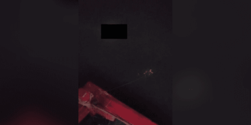 Seorang Pria Ditemukan Mengambang di Muaro Padang, Ditemukan Nelayan yang Lagi Memancing 8 Seorang pria ditemukan mengambang di kawasan Muaro Padang pada Kamis (27/7/2023) malam. (Foto: Dok. Istimewa)