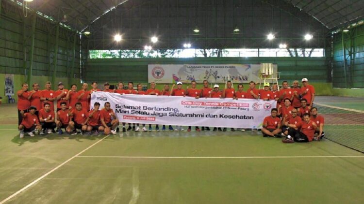 HUT ke-65 Pengambilalihan Pabrik, Ada One Day Tennis Competition 1 One day tennis competition dalam rangka peringatan HUT ke-65 Pengambilalihan Semen Padang. (dok. Humas)