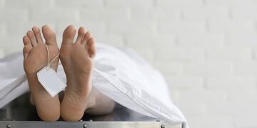 Diduga Kecelakaan saat Surfing di Mentawai, WNA asal AS Tewas