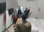 Asyik Ngamar di Hotel, Sejoli Bukan Suami Istri di Padang Digerebek Satpol PP