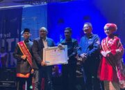 FIFGROUP Peduli Stunting Serahkan Sumbangan CSR Rp300 Juta untuk Kota Padang