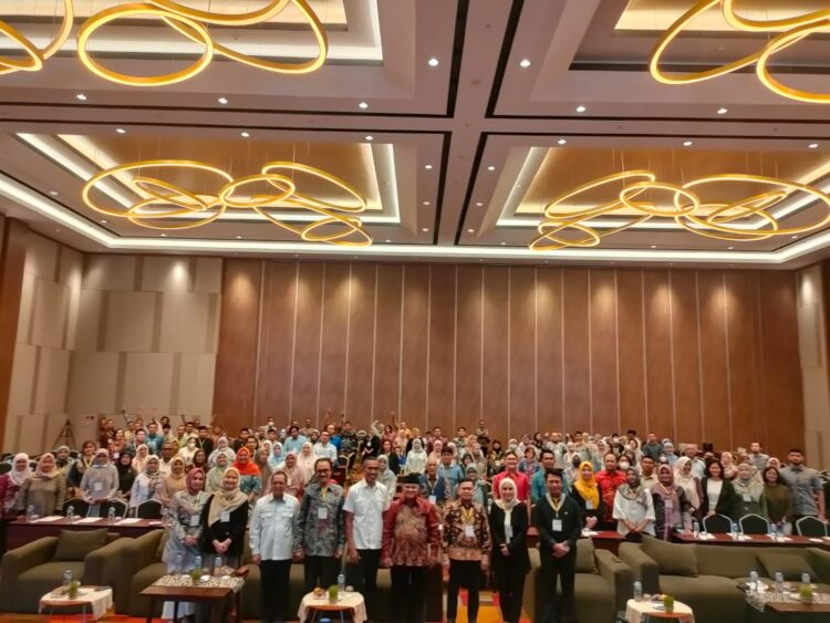 Dokter Forensik Berperan Penting Bantu APH Ungkap Kasus Tindak Pidana 1 Perhimpunan Dokter Forensik Indonesia (PDFI), menggelar simposium dan Pertemuan Ilmiah Tahunan (PIT) di Padang. (Foto: Dok. Istimewa)