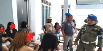 Terindikasi Sediakan Miras dan LC, Satpol PP bakal Optimalkan Razia Kafe di Pasbar 8 Terindikasi Sediakan Miras dan LC, Satpol PP bakal Optimalkan Razia Kafe di Pasbar