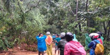 Longsor di jalan lintas Padang-Bengkulu. (Foto: Dok. Istimewa)