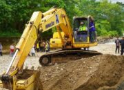 Atasi Kekeringan Lahan, Pemko Padang Normalisasi Sungai Lubuklaweh