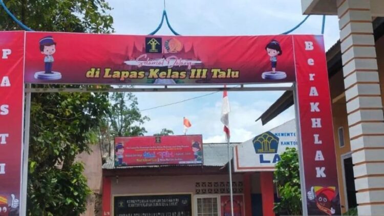 Lembaga Permasyarakatan Kelas III Talu di Kabupaten Pasaman Barat, Sumatera Barat memastikan 122 orang warga binaan pemasyarakatan terdaftar sebagai pemilih dalam Daftar Pemilih Tetap (DPT) pada Pemilihan Umum 2024, Selasa (22/8/2023). Antara/Altas Maulana.