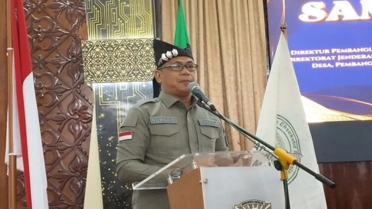 Kemendes PDTT Sebut UU Desa Bawa Kemajuan Pesat terhadap Pembangunan Desa 1 Direktur Pembangunan Sarana dan Prasarana Desa dan Pedesaan Kemendes PDTT Nursaid memberi sambutan pada kegiatan Ekspedisi Nasional Youth Conference di Padang, Minggu, (6/8/2023). ANTARA/Muhammad Zulfikar.