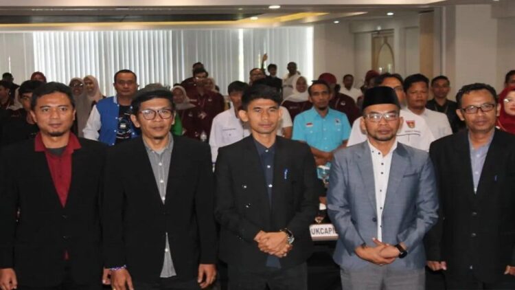 Komisioner KPU Kota Bukittinggi (Antara/Al Fatah)