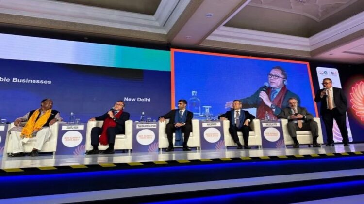 Menteri Perdagangan Republik Indonesia Zulkifli Hasan saat menghadiri Sesi Pleno Khusus B20 di New Delhi, India pada Jumat (25/8/2023). (ANTARA/HO-Kemendag)