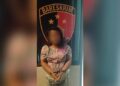 Perempuan terduga pelaku pencurian uang di toko penjual makanan hewan ditangkap Tim Elang. (Foto: Dok. Polsek Koto Tangah)
