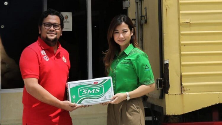 SMS jadi minuman resmi Semen Padang FC. (dok. semenpadangfc)