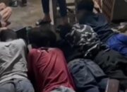 Sebuah Rumah di Padangpariaman Digerebek Polisi, 2 Sajam-9 Remaja Pelaku Tawuran Diamankan