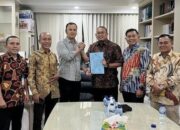 Andre Rosiade Beri Solusi Sinyal dan Pembangunan Pasar ke Bupati Sijunjung