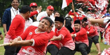 Aneka lomba HUT ke-78 RI di Semen Padang. (dok. humas)