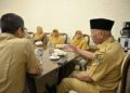 6 ASN berprestasi bertemu Gubernur Sumbar pada Selasa (15/8/2023) siang. (Foto: Dok. Biro Adpim)