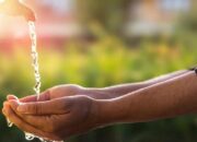 Bagaimana Hukum Membeli Air untuk Digunakan Wudhu