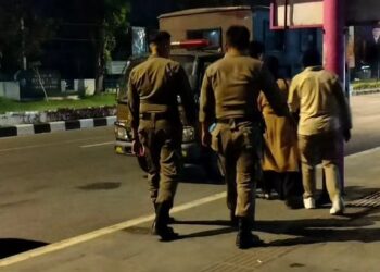 Nongkrong hingga Larut Malam, Tiga Remaja Diamankan Satpol PP Padang