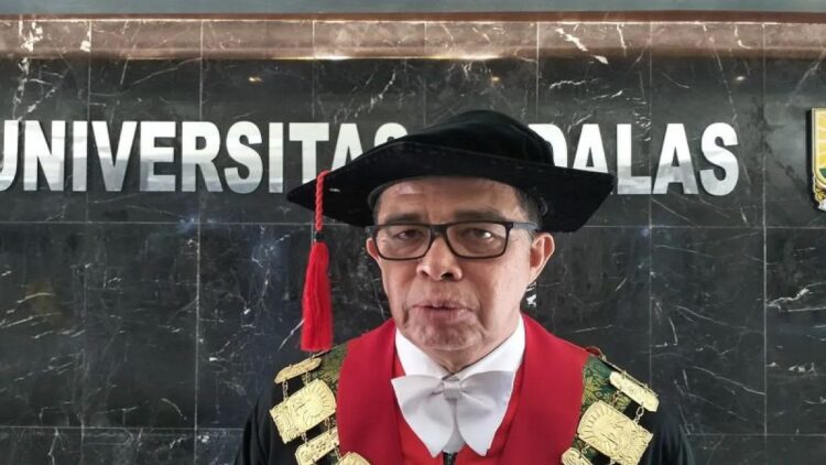 Rektor: Unand Sudah Hasilkan 18 Teknologi Inovasi dari Gambir 1 Rektor Universitas Andalas (Unand) Sumatera Barat Prof Yuliandri. (ANTARA/Muhammad Zulfikar).