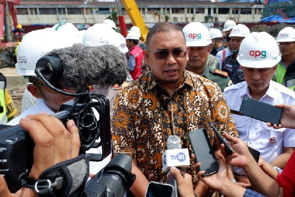 Andre Rosiade: Pembangunan Fly Over Sitinjau Lauik On the Track 1