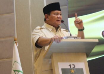 Bakal Calon Presiden (Bacapres) 2024, Prabowo Subianto memberikan sambutan usai didukung oleh Partai Bulan Bintang (PBB) di Kota Padang, Sumatera Barat (Sumbar) pada Sabtu (9/9/2023) sore. (Foto: Dok. Istimewa)