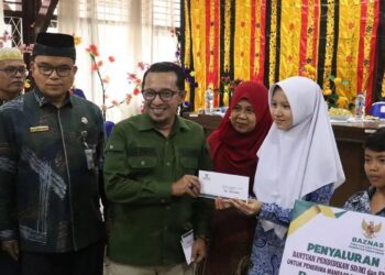 6.000 Pelajar Terima Beasiswa dari Pemkab Tanahdatar