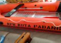 KPB Padang Terima Bantuan Satu Perahu Karet 4 KPB Padang Terima Bantuan Satu Perahu Karet