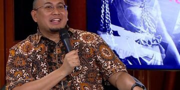 Ganjar Pranowo "Ngarep" Berkoalisi dengan Prabowo Subianto? Gerindra: Rumit 8 Politisi Partai Gerindra, Andre Rosiade. (Foto: Dok. Tangkapan layar YouTube ILC)