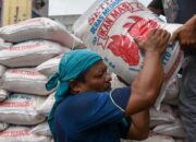 Polres Agam Sediakan 39 Ton Beras Murah, Warga Cukup Bawa KTP