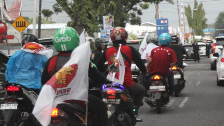 Ribuan Sepeda Motor ‘Kawal’ Prabowo Konvoi di Sumbar 1 Konvoi sepeda motor mengiringi kedatangan Prabowo ke Sumbar. (dok. istimewa)