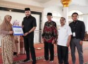 Baznas Padang Panjang Salurkan Rp288 Juta ke Mustahik, Ini Rincian dan Sebarannya
