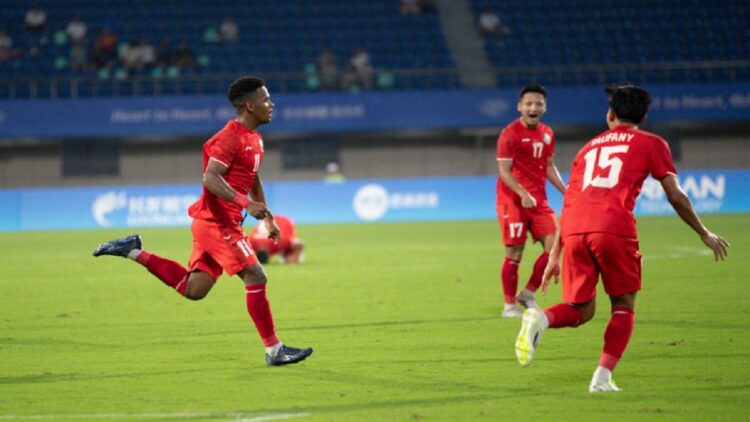 Laga Perdana Asian Games 2022, Timnas U-24 Menang Mulus 1 Selebrasi pemain Timnas U-24 usai cetak gol ke gawang Kirgistan. (Dok. NOC Indonesia)