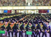 Lepas 2.303 Lulusan Unand jelang Masa Jabatannya Berakhir, Yuliandri: Kita Butuh Sosok Orang Baik