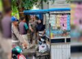 Satpol PP Sita Lapak PKL di Sepanjang Jalan Seberang Padang