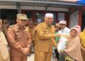 4.378 KK di Kinali Pasaman Barat Terima Bantuan Pangan 10 Kilogram Beras