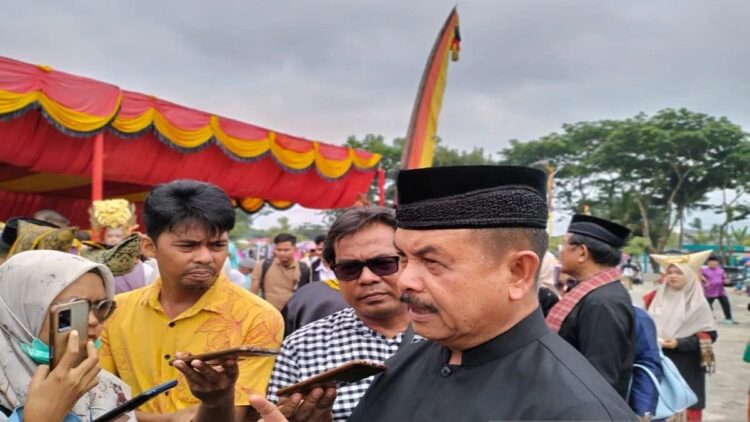 Beri Kepastian Hukum, Sertifikasi Tanah Ulayat Cegah Konflik Anak Kemenakan 1 Ketua Lembaga Kerapatan Adat Alam Minangkabau (LKAAM) Sumatera Barat (Sumbar) Fauzi Bahar Datuak Nan Sati. ANTARA/Muhammad Zulfikar