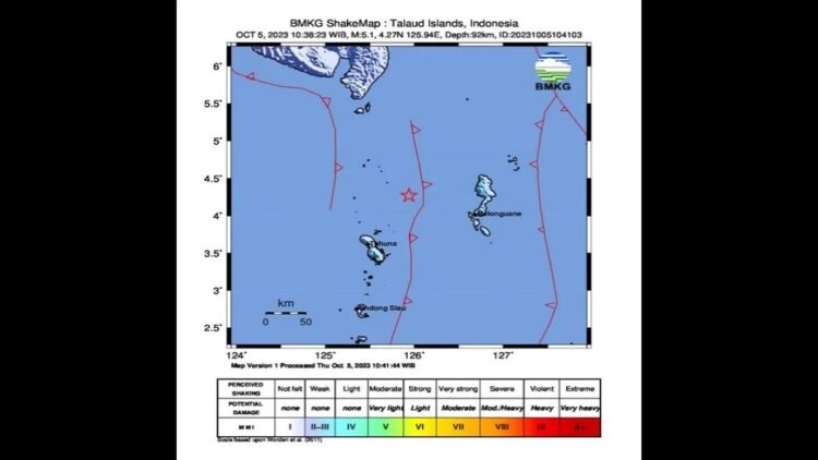Gempa M 5,1 Guncang Kepulauan Sangihe, BMKG: Dipicu Lempeng Laut Maluku 1 Tangkapan layar - Peta pusat gempa M6,4 di wilayah pantai tenggara Kepulauan Sangihe, Sulawesi Utara, Kamis (5/10/2023). (ANTARA/HO-BMKG)